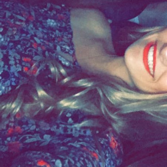 Off-the-shoulder American Eagle Patterned Romper - Picture 6 of 6